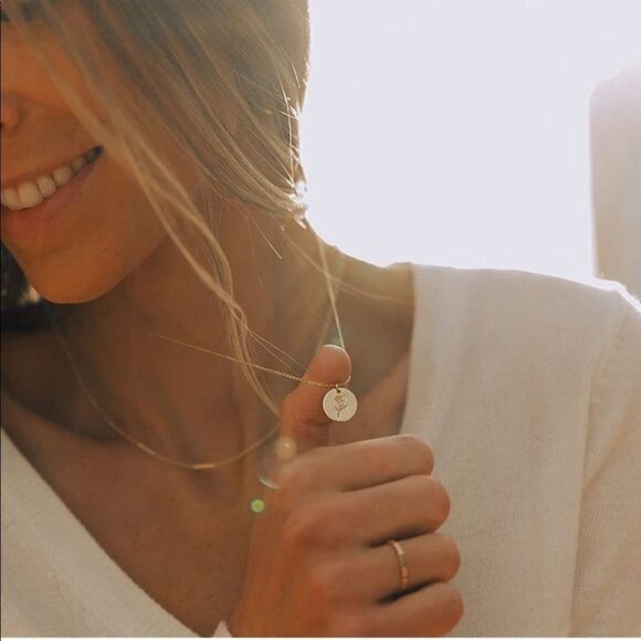 NEW November Chrysanthemum Birth Flower Necklace - Picture 10 of 11